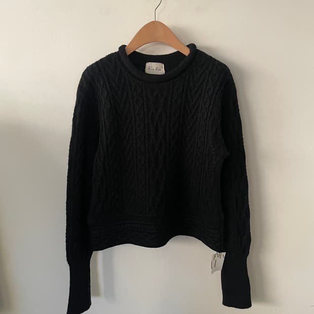 vintage black twisted knitwear