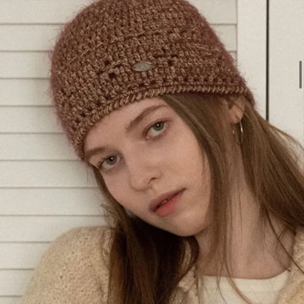 슬로우슬로울리 모자입니다