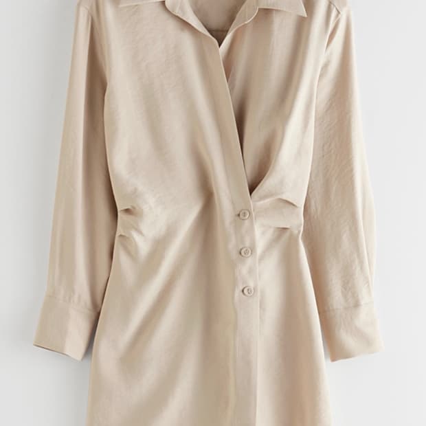 앤아더스토리즈 셔츠형 원피스 베이지 34사이즈