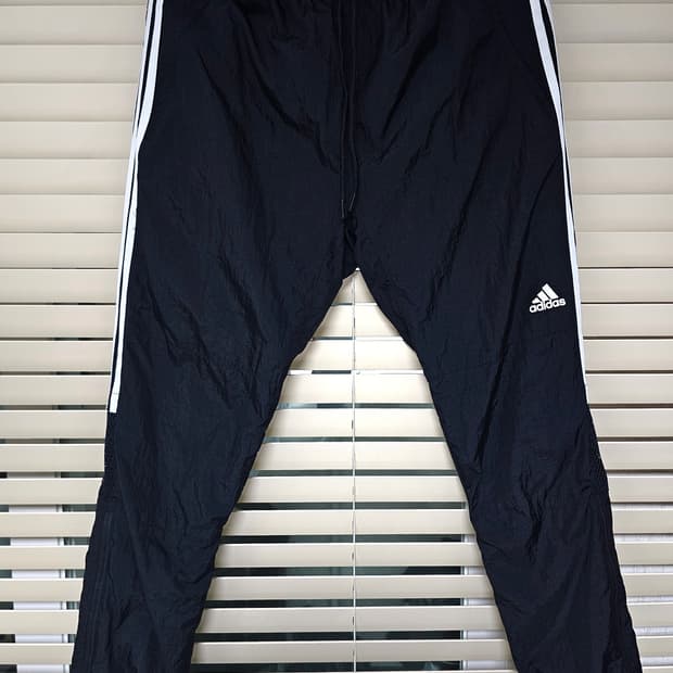 아디다스 우븐 조거 팬츠 L