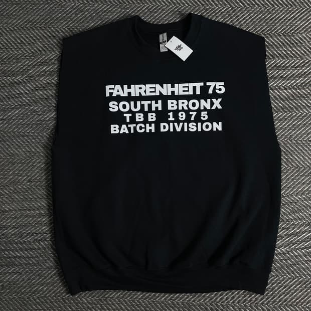 길단 빈티지 레터링 밧시핏 슬리브리스o 3413