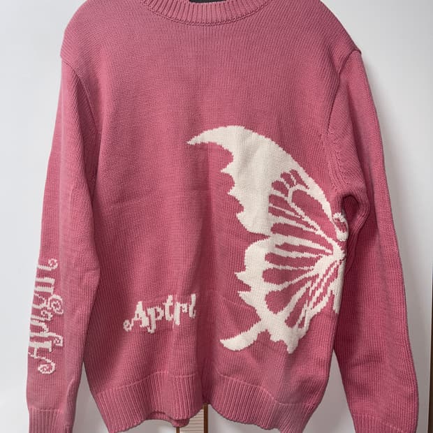 Apartment Aptgirl 나비 니트