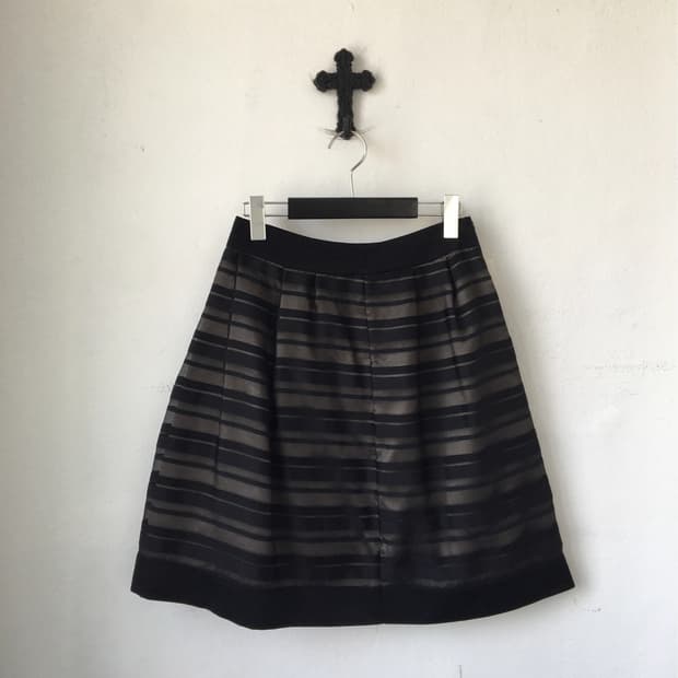 Stripe pattern skirt