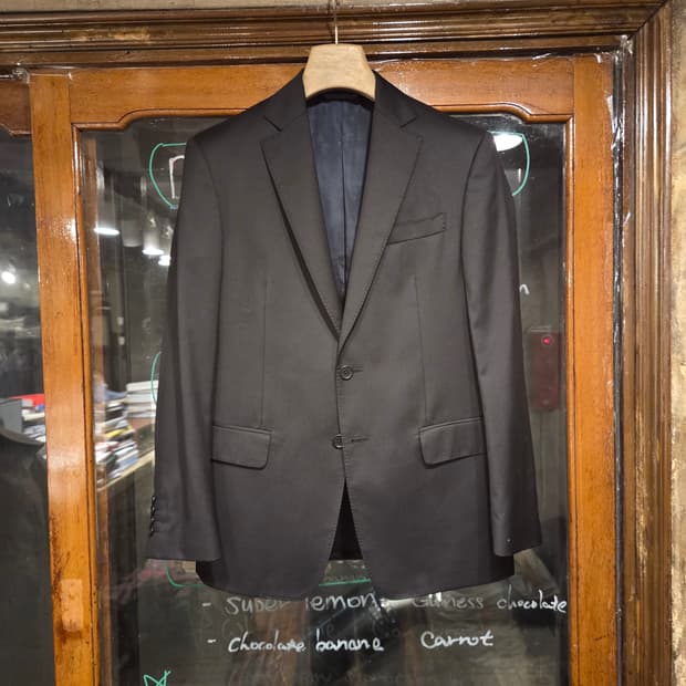 존 바바토즈 자켓