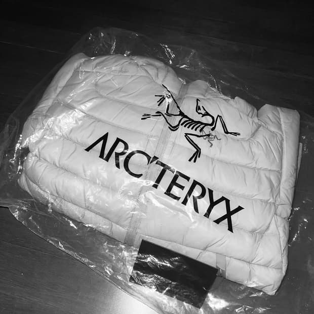 아크테릭스 세륨 후디 해비타트