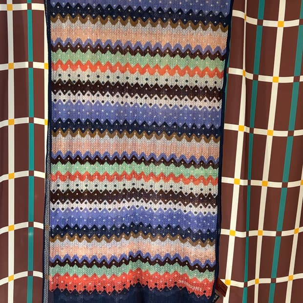 미쏘니 지그재그패턴 니트 스카프