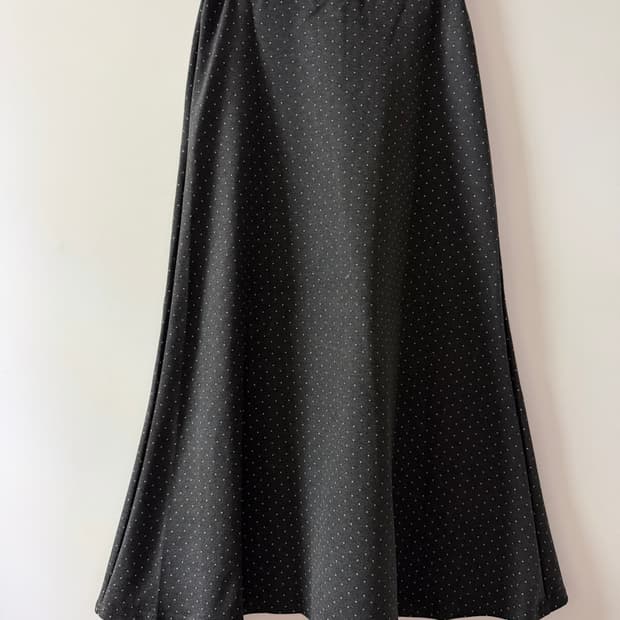 새상품 여자 도트 모직 롱스커트
