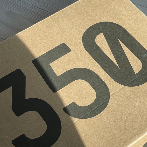 이지부스트 350 v2 시온 240