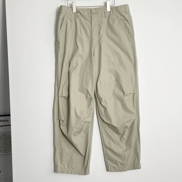 C1 유니클로U 와이드핏 파라슈트 팬츠  34-35사이즈