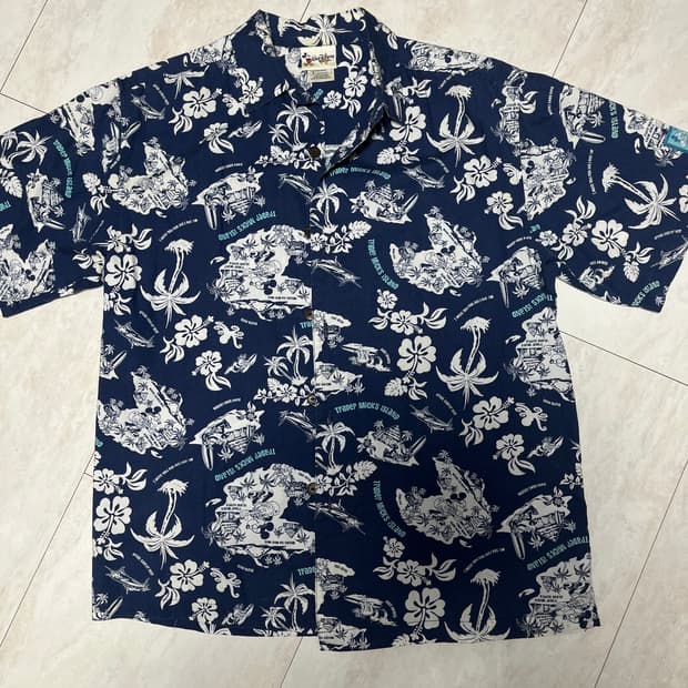 디즈니 하와이안 반팔 셔츠 코코넛 버튼 M