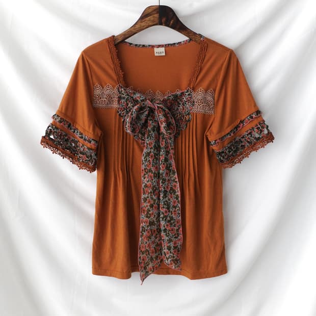 axes femme) flower tie half T 