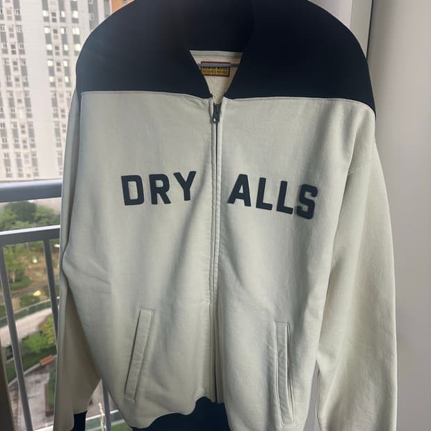 휴먼메이드 집업