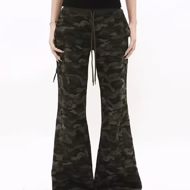 카모 로우라이즈 부츠컷 트레이닝 팬츠