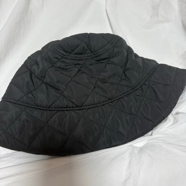 새상품 H&M 버킷햇