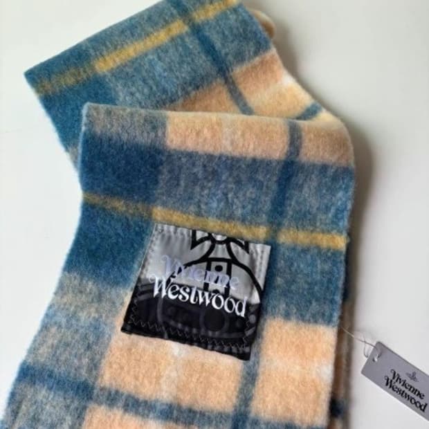 비비안웨스트우드 로고패치 알파카 블렌드 머플러 (새상품)