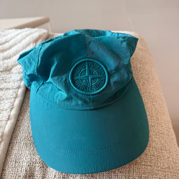 스톤아일랜드 나일론 매탈릭 볼캡