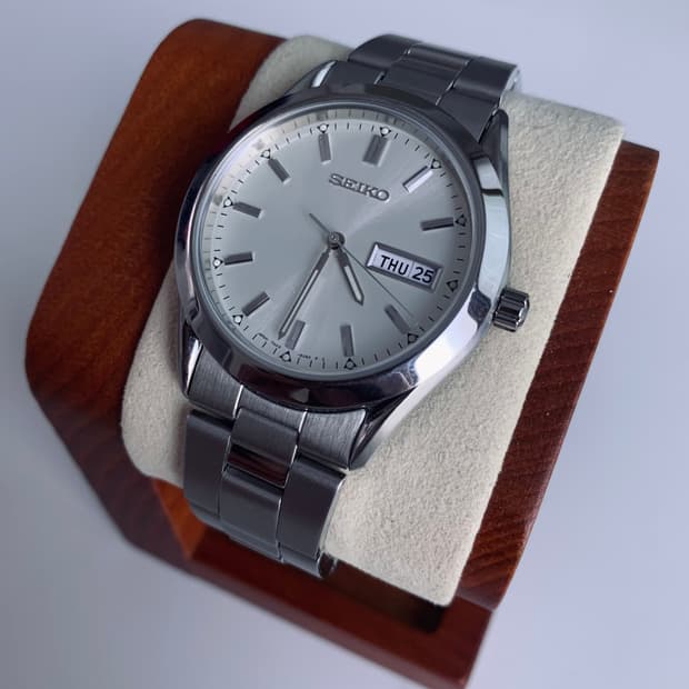 세이코 Seiko 쿼츠  데이 데이트