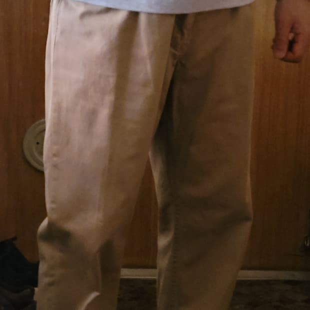 폴로 '어센틱 던가리' 가죽탭 치노팬츠