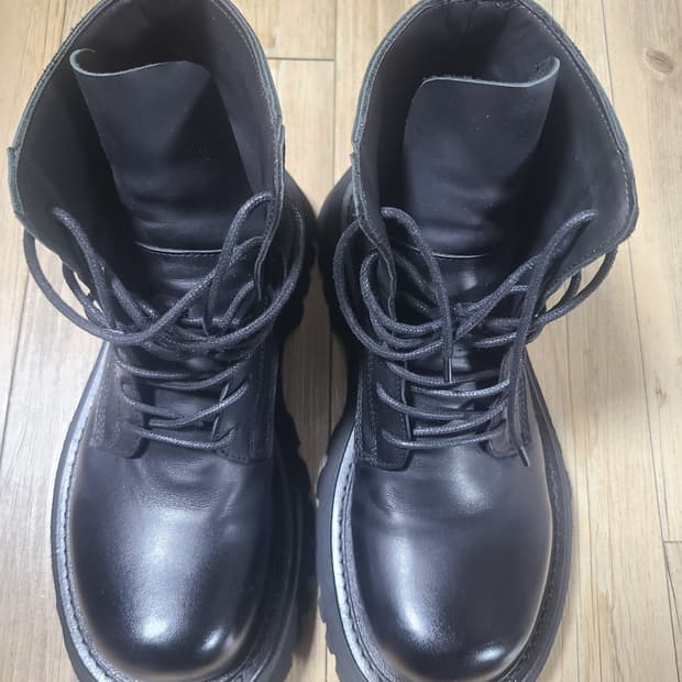 dnsr맘모스 워커 블랙 250사이즈 팝니다