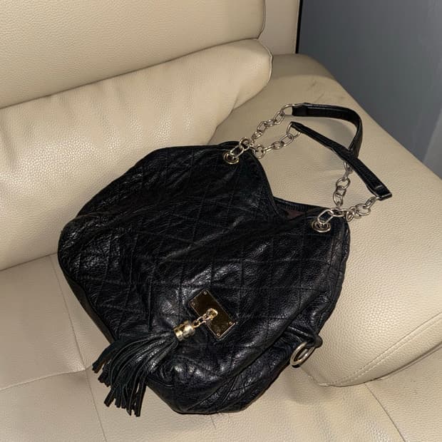 leather tassel detail chain shoulder bag