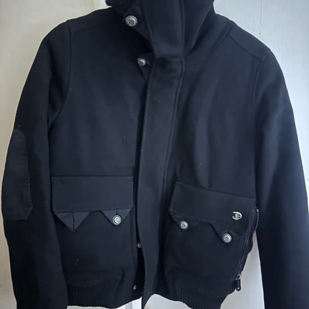 디젤 하이넥 무스탕 자켓(블루종 자켓