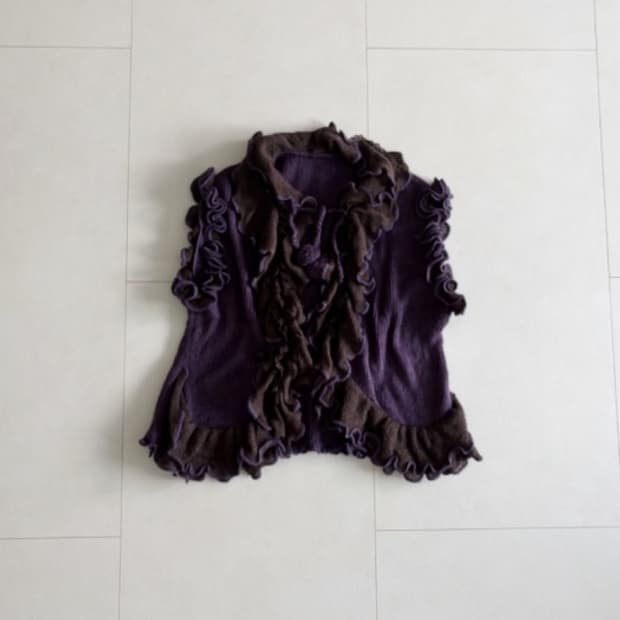 ruffled knit vest