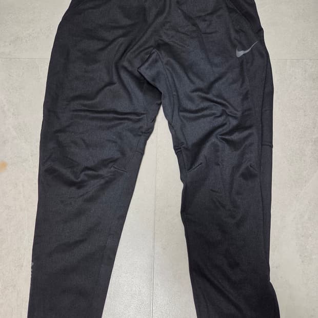 나이키 프로(NIKE PRO) 드라이핏 밑단 지퍼 트레이닝 팬츠