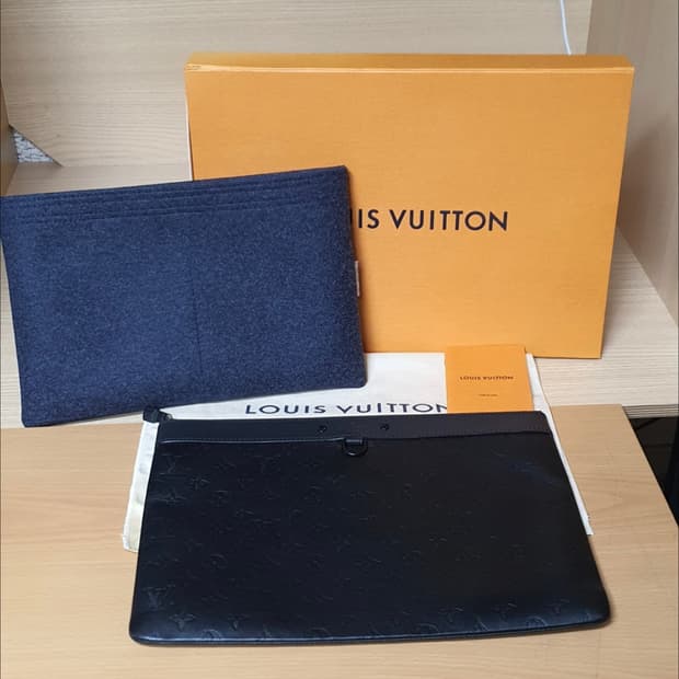 루이비통 쉐도우 클러치/클러치백 정품S급(감정O)