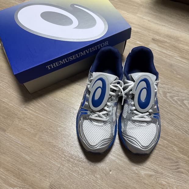 아식스 젤 카야노 14 더뮤지엄비지터