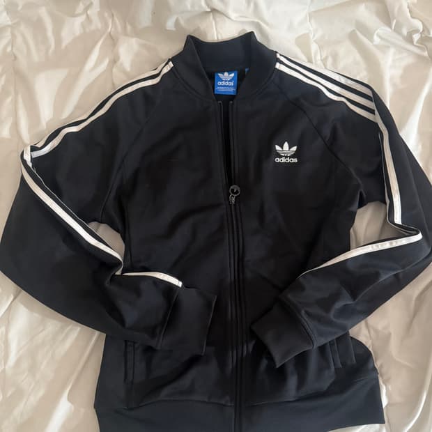 아디다스 검정색 져지