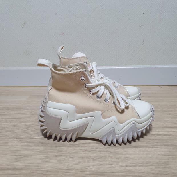 컨버스 런스타 모션 하이 라이트 225