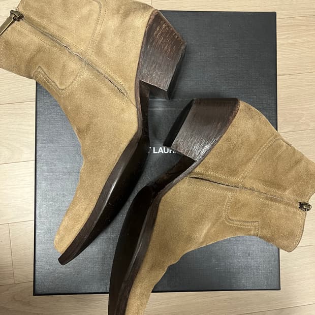 생로랑 루카스 42사이즈 판매 ( 또는 43, 44랑 교환 원함)