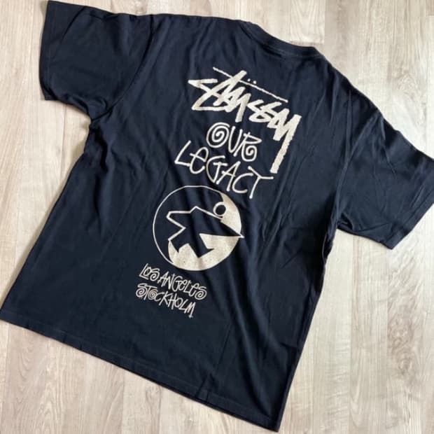 스투시 x 아워레가시 서프맨 피그먼트 다이드 티셔츠 블랙