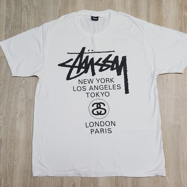 스투시 월드투어 반팔티 L사이즈 화이트