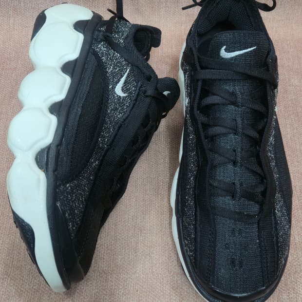 나이키 240mm-  고 플라이이즈 블랙 화이트