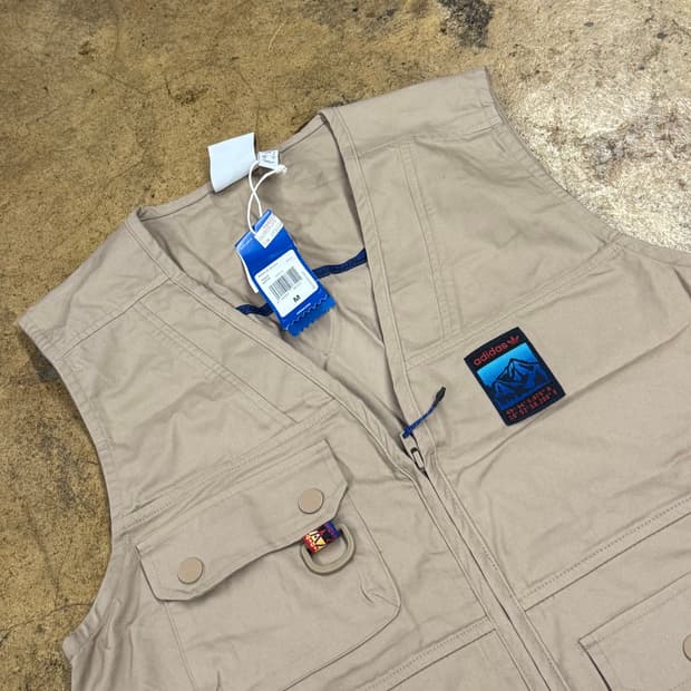 [정품/M] 아디다스 ADIPLORE 2.0 조끼 T레이스 카키 b17