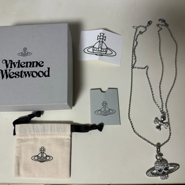 비비안웨스트우드 목걸이