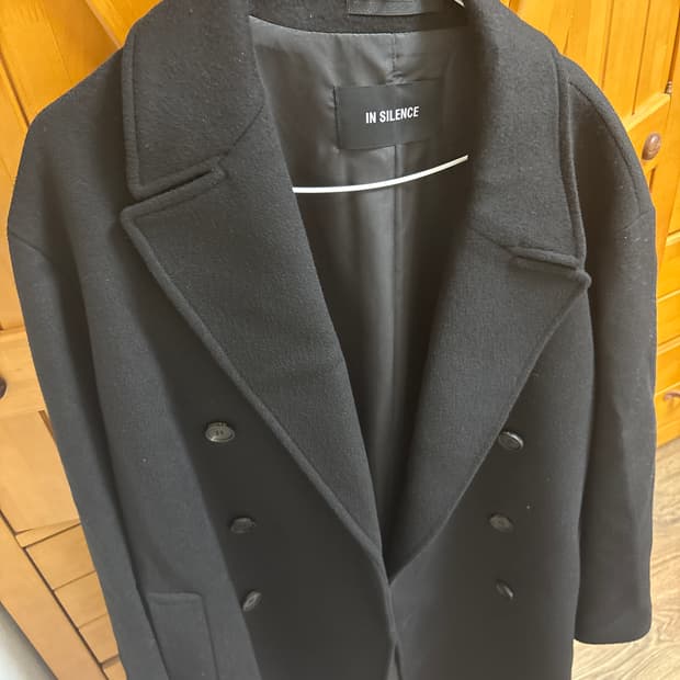 인사일런스 더블 코트