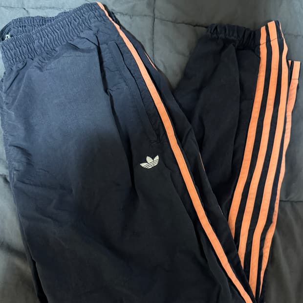 아디다스 삼선 트레이닝 바지 네이비/오렌지