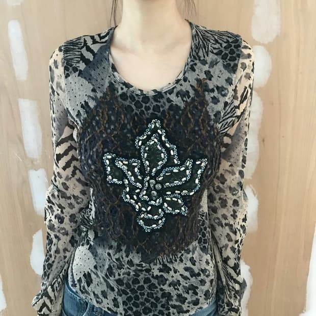 vintage brown pattern mash top
