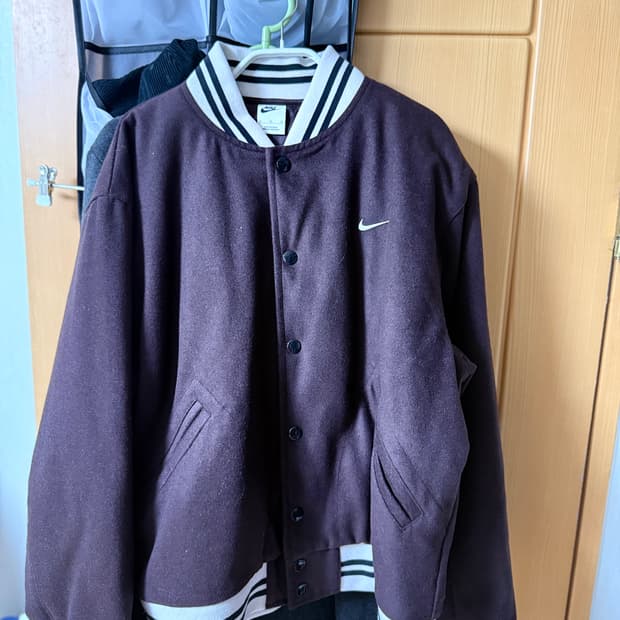 나이키 어센틱 바시티 자켓 브라운 [XL]