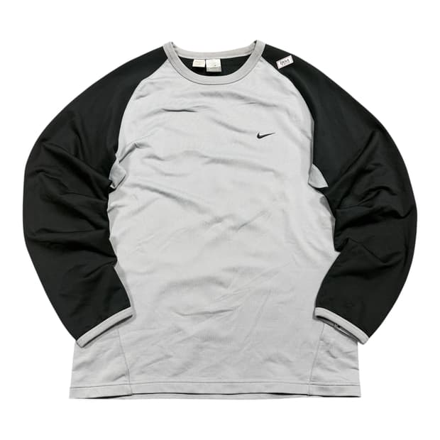 ✨ (바배) 나이키 00s Y2K 롱슬리브 