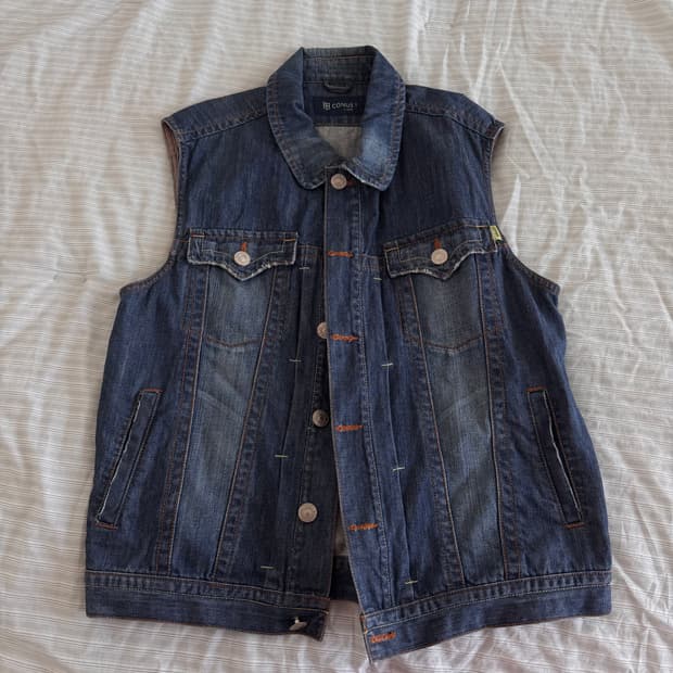 Vintage washed denim vest