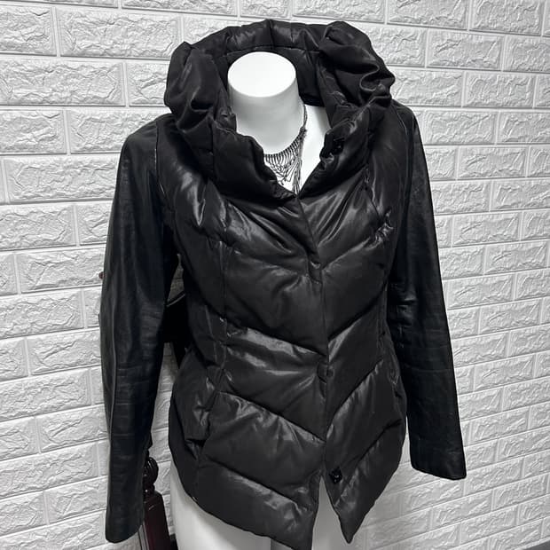 Demoo Parkchoonmoo 패디드 레더 암 자켓