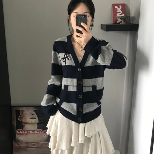 아베크롬비 자수 로고 스트라이프 울 니트 가디건