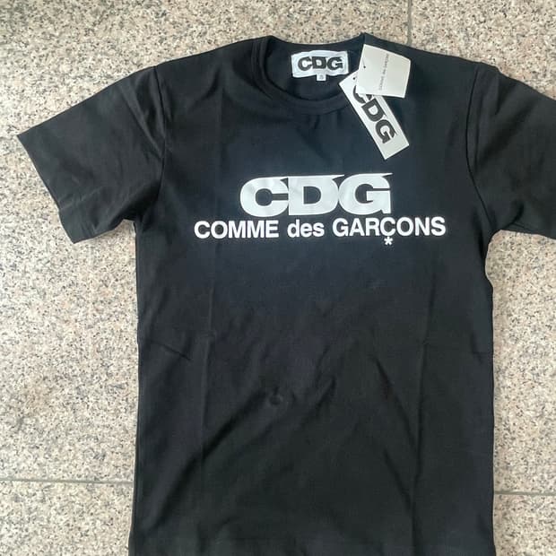 Cdg 로고 반팔 s