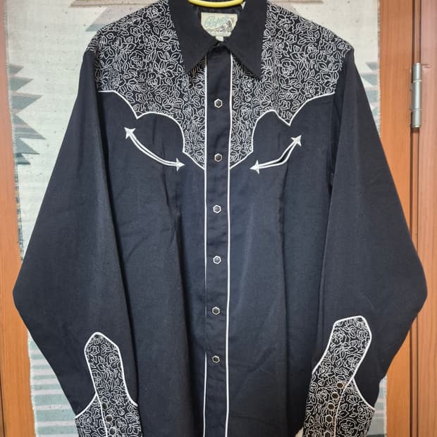 플라워 패턴 자수 웨스턴 셔츠