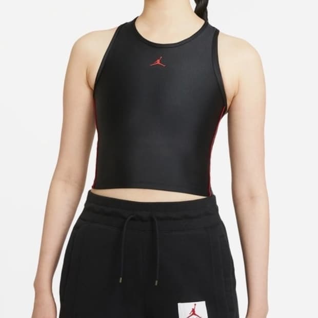 나이키 조던 에센셜 크롭 탑