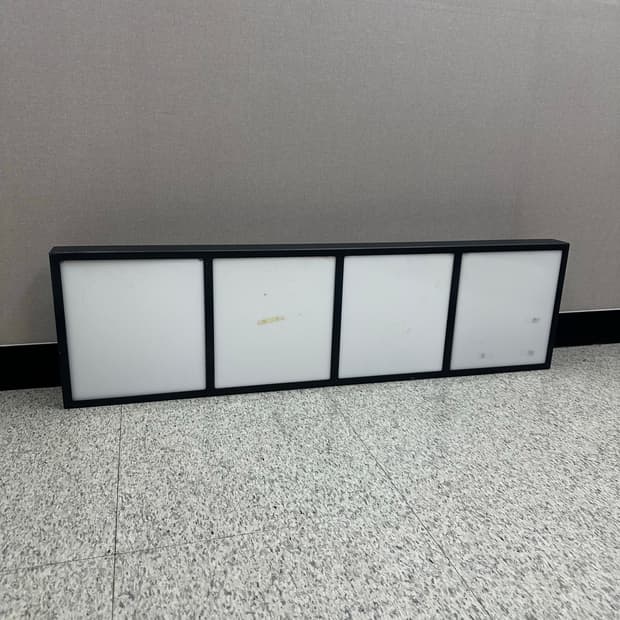 티셔츠 전용 전시 액자