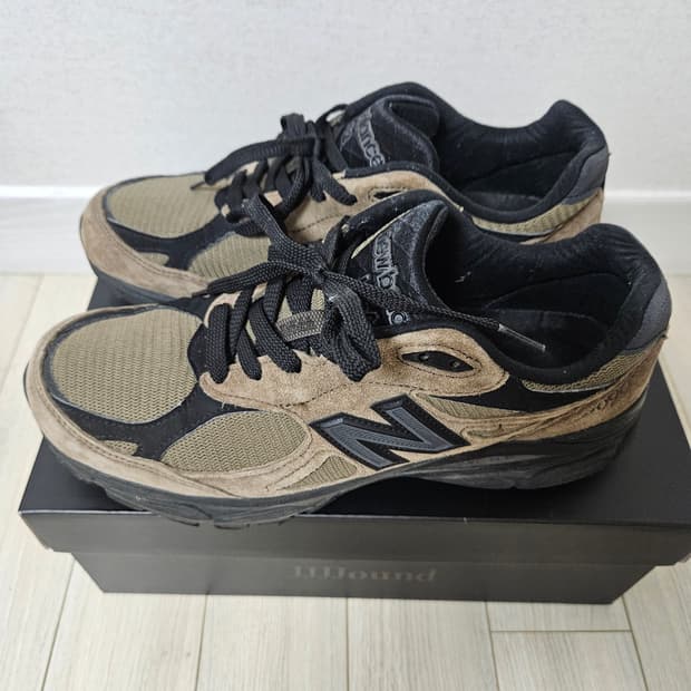 뉴발란스 x JJJ자운드 990v3 브라운 블랙